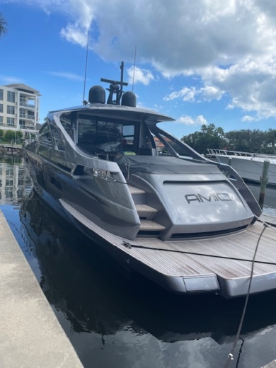 professional yacht captain delivery